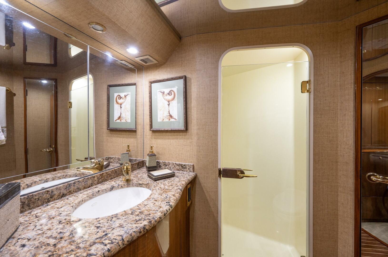 Slide: The Image of Viking 68 Convertible 2006 - 4901387