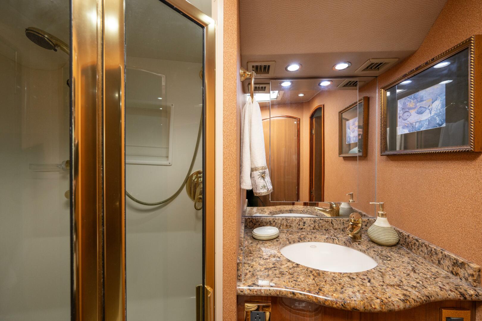 Slide: The Image of Viking 68 Convertible 2006 - 4901400