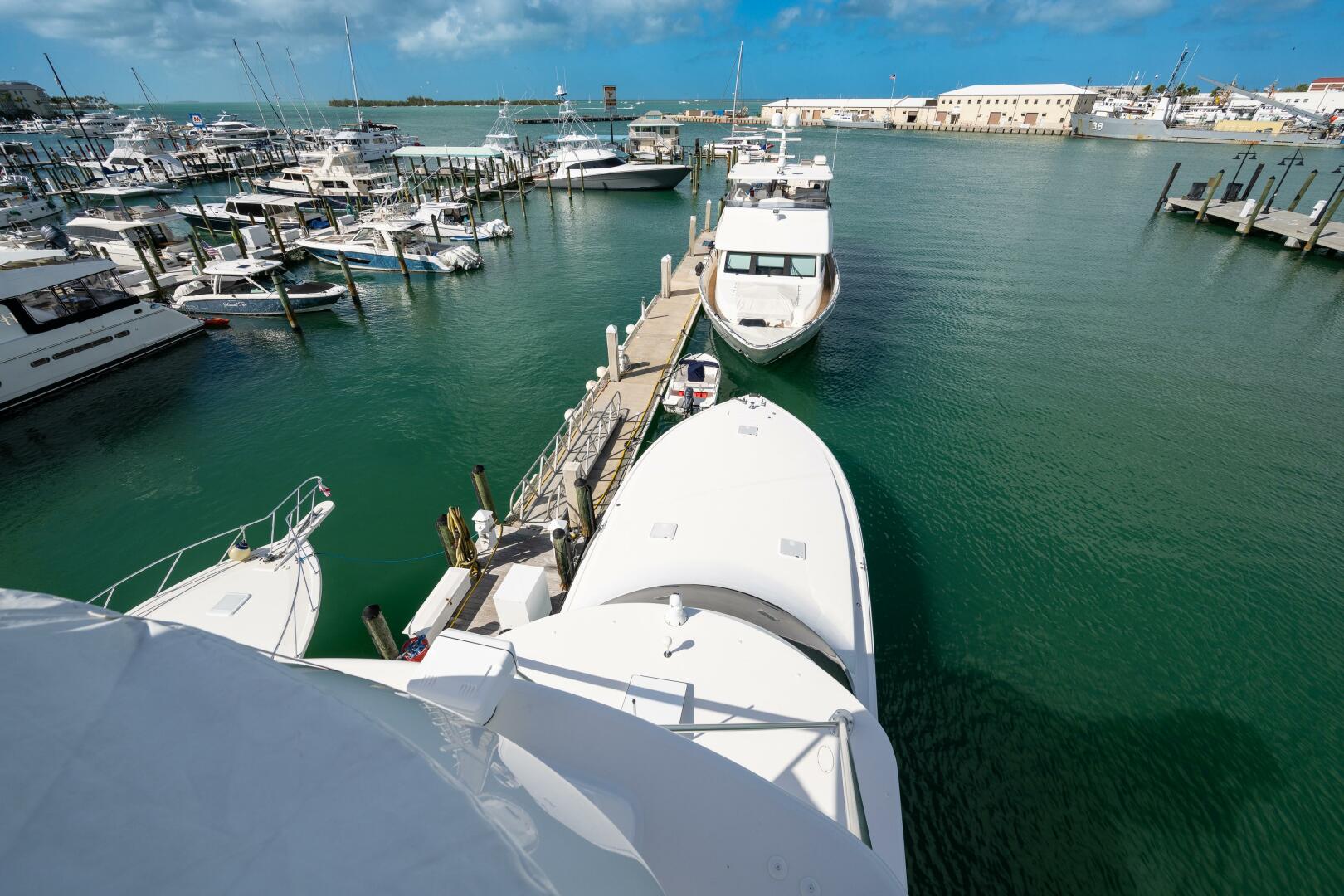 Slide: The Image of Viking 68 Convertible 2006 - 4901436