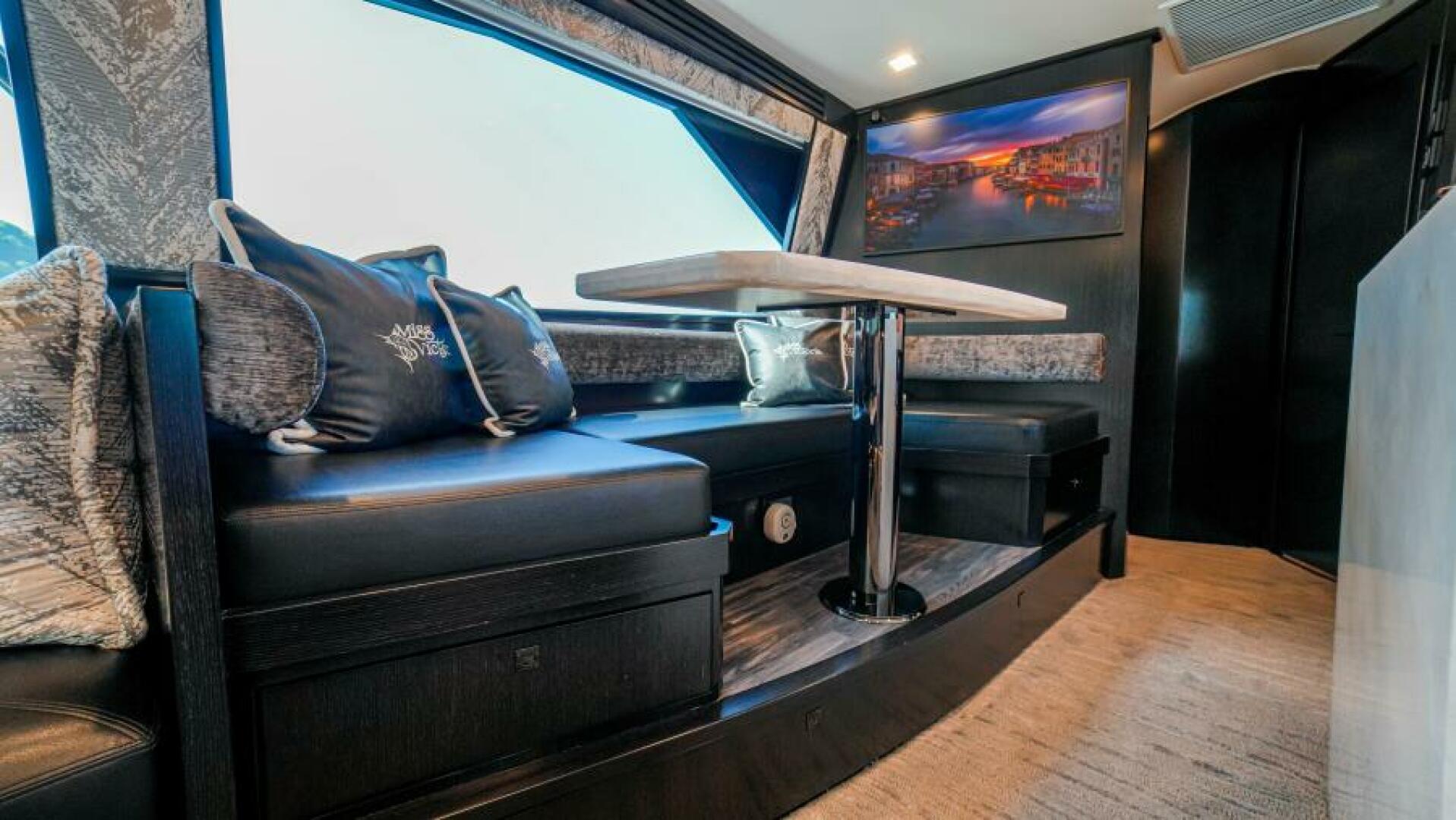 Slide: The Image of 2023 68 Viking Convertible 'Miss Victoria' Dinette - 4751711