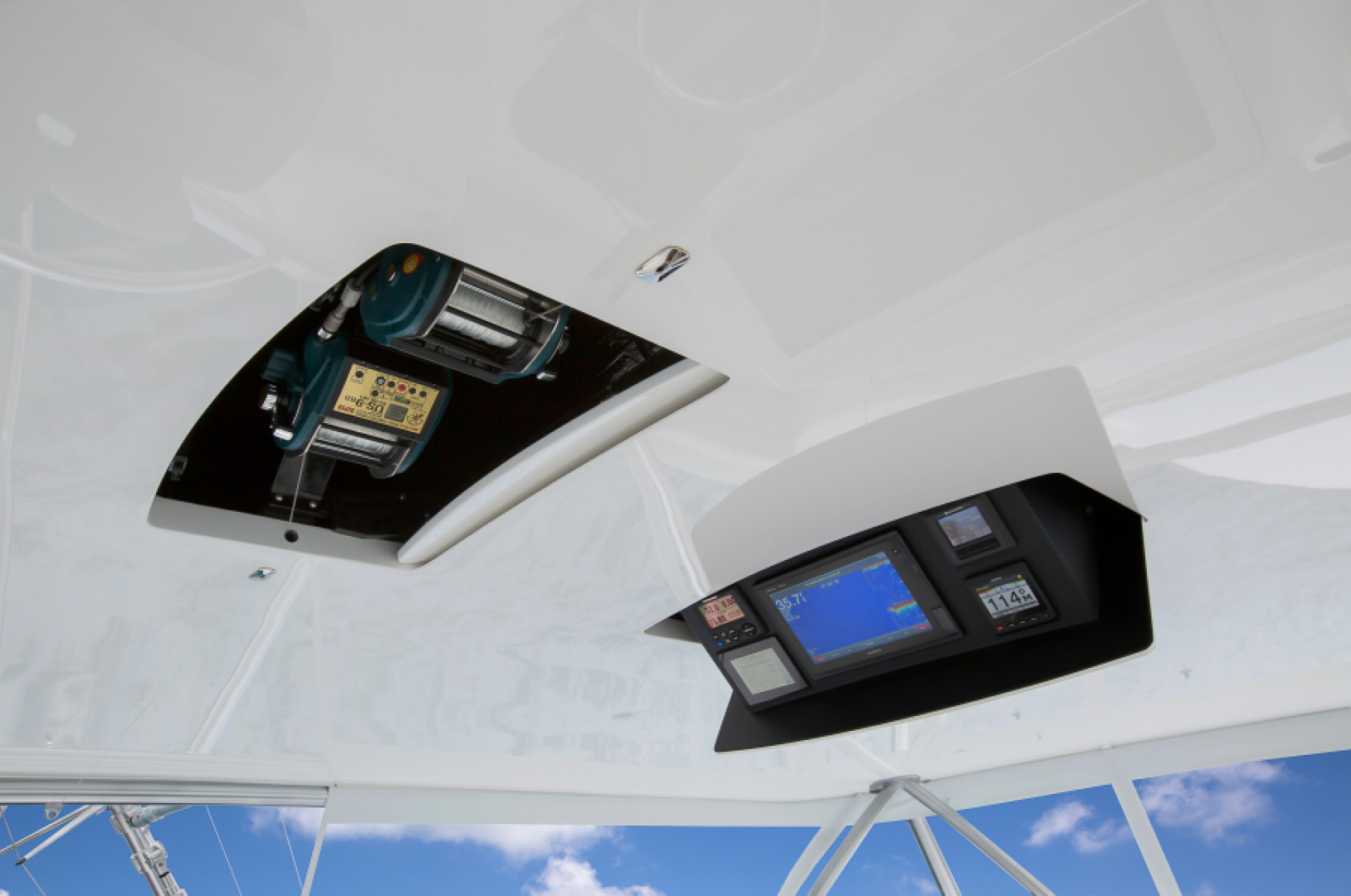 Slide: The Image of 2025 68 Viking Yacht Convertible - 4895341