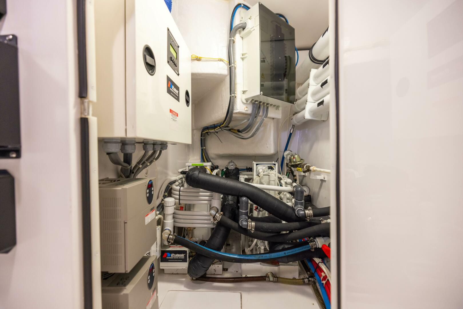 Slide: The Image of 2011 Viking 70 Convertible "Mighty Mouse" - 5226861