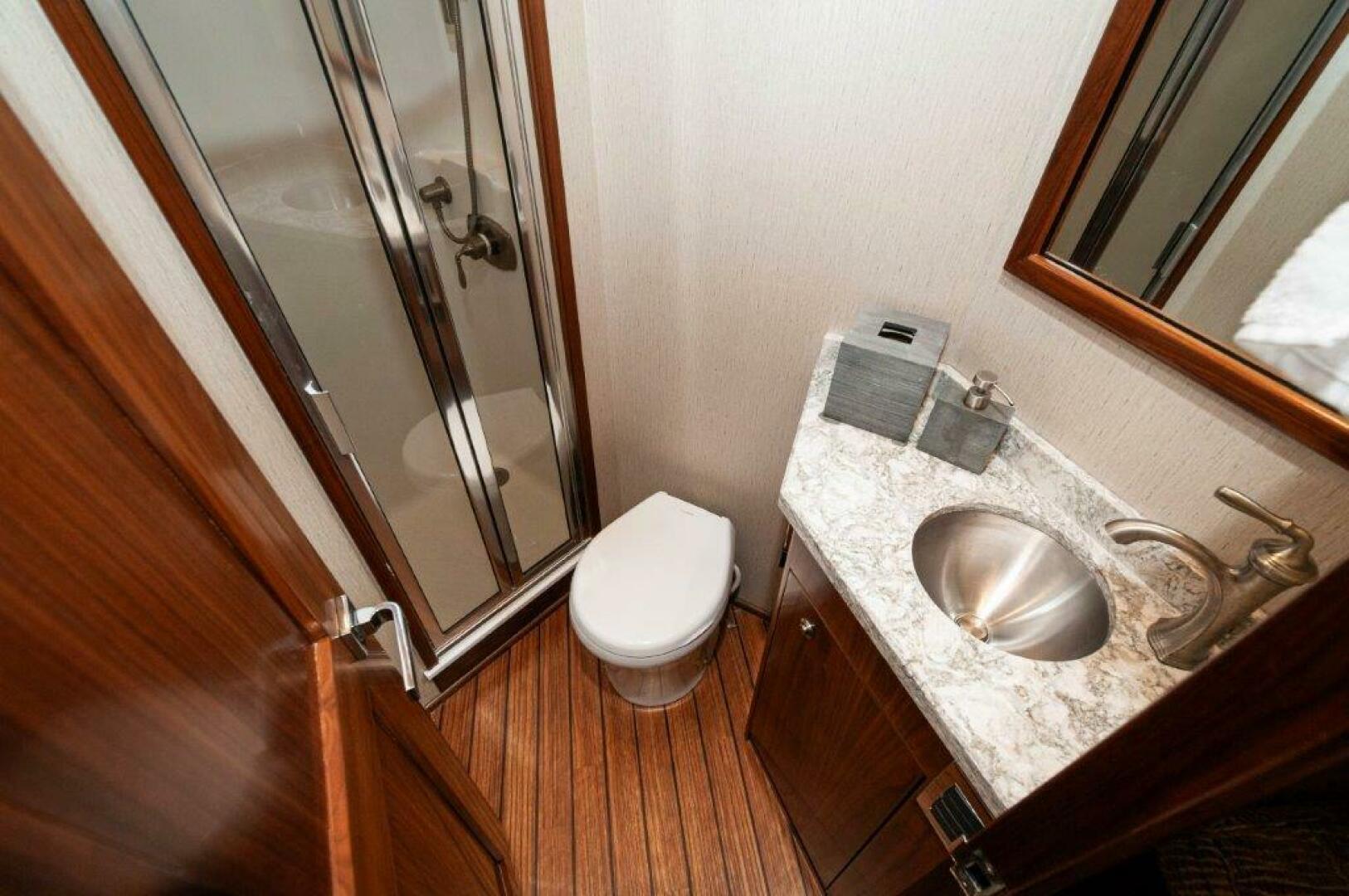 Slide: The Image of 2020 Viking 72 Convertible- GUNNSLINGER-Guest Head - 4535612