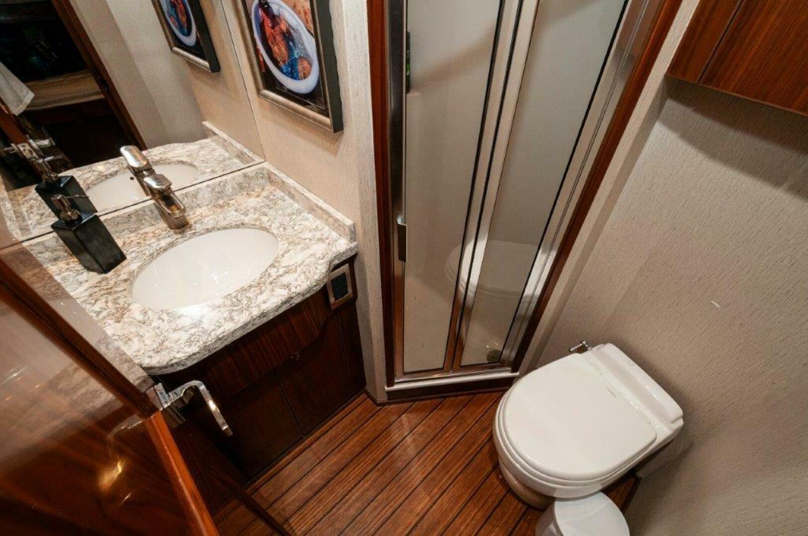 Slide: The Image of 2020 Viking 72 Convertible- GUNNSLINGER-Crew Head - 4535592
