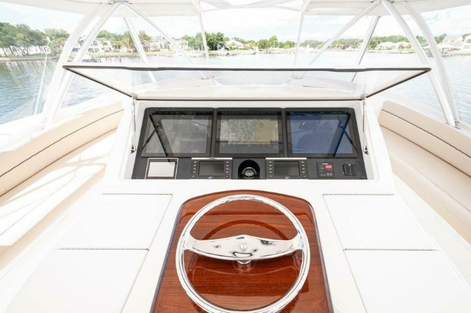 Slide: The Image of 2020 Viking 72 Convertible- GUNNSLINGER-Helm 5 - 4535618