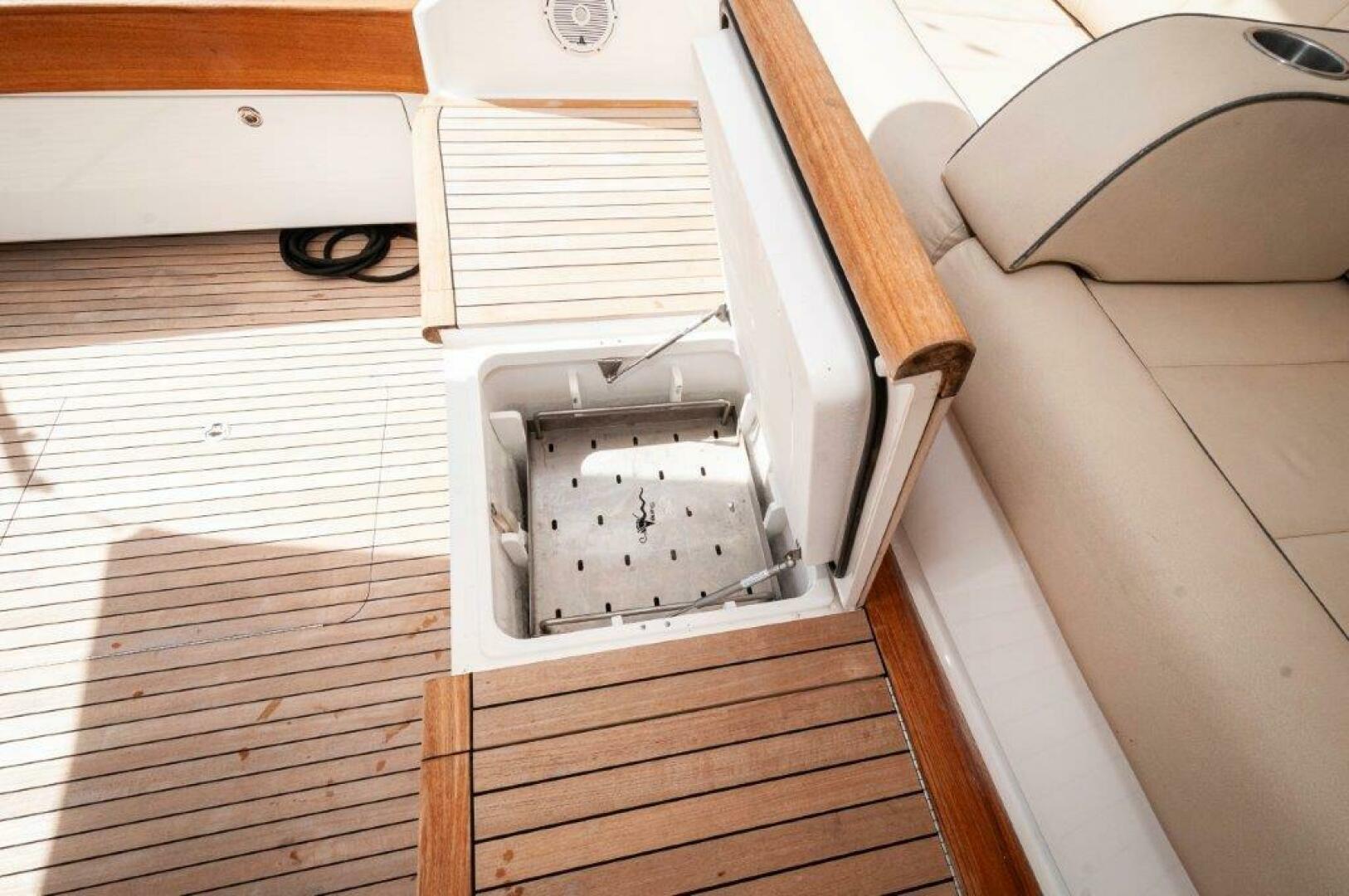 Slide: The Image of 2020 Viking 72 Convertible- GUNNSLINGER-Cockpit 2 - 4535586