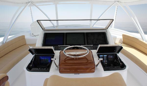Slide: The Image of Viking 72 Convertible 2025 - 5