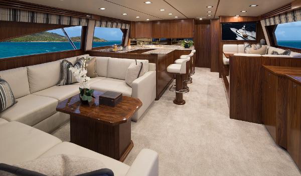Slide: The Image of Viking 72 Convertible 2025 - 8