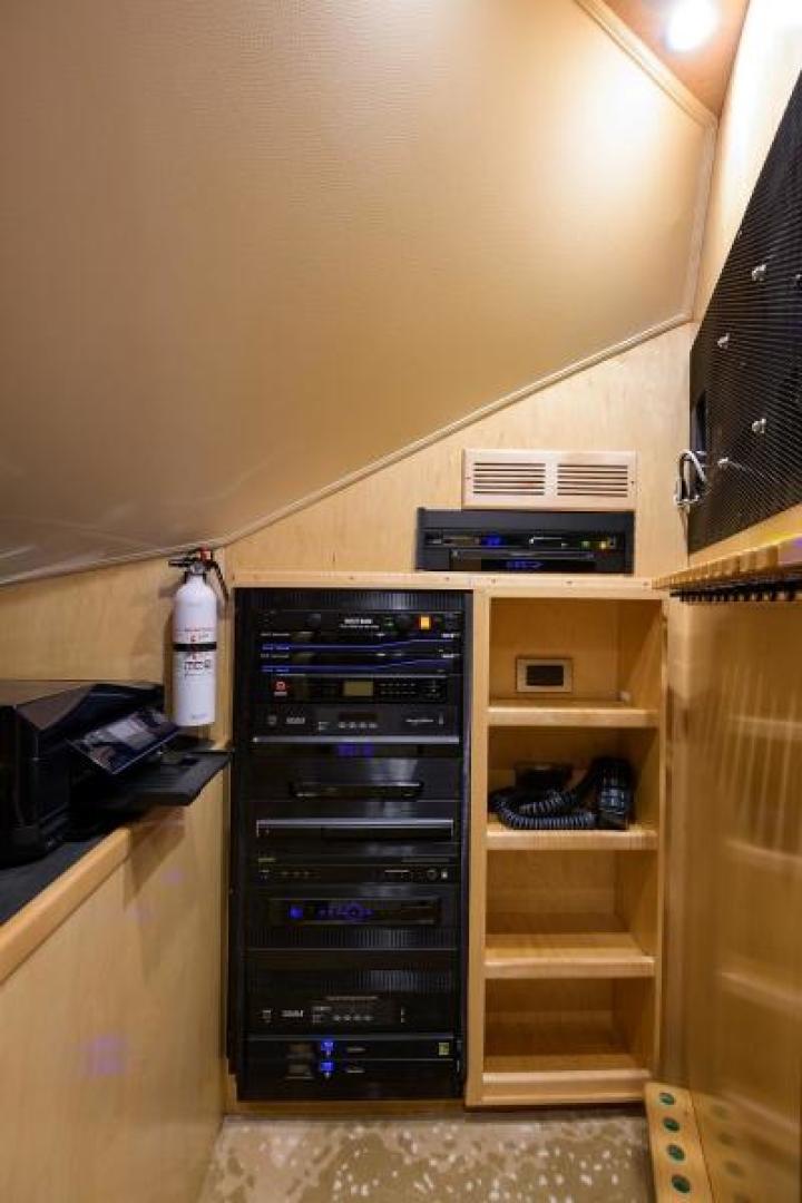 Slide: The Image of Viking 76 - Osh It - Audio Visual Room 2014 Viking 76 Enclosed Bridge - Osh It - 1539873