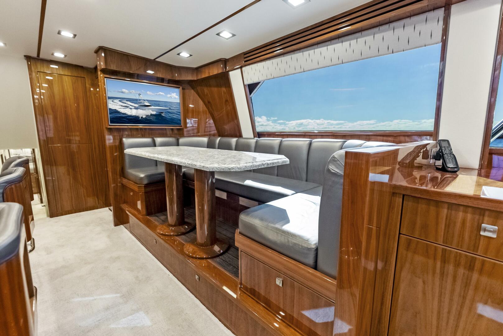 Slide: The Image of Viking 80 Convertible 2019 - 5009258