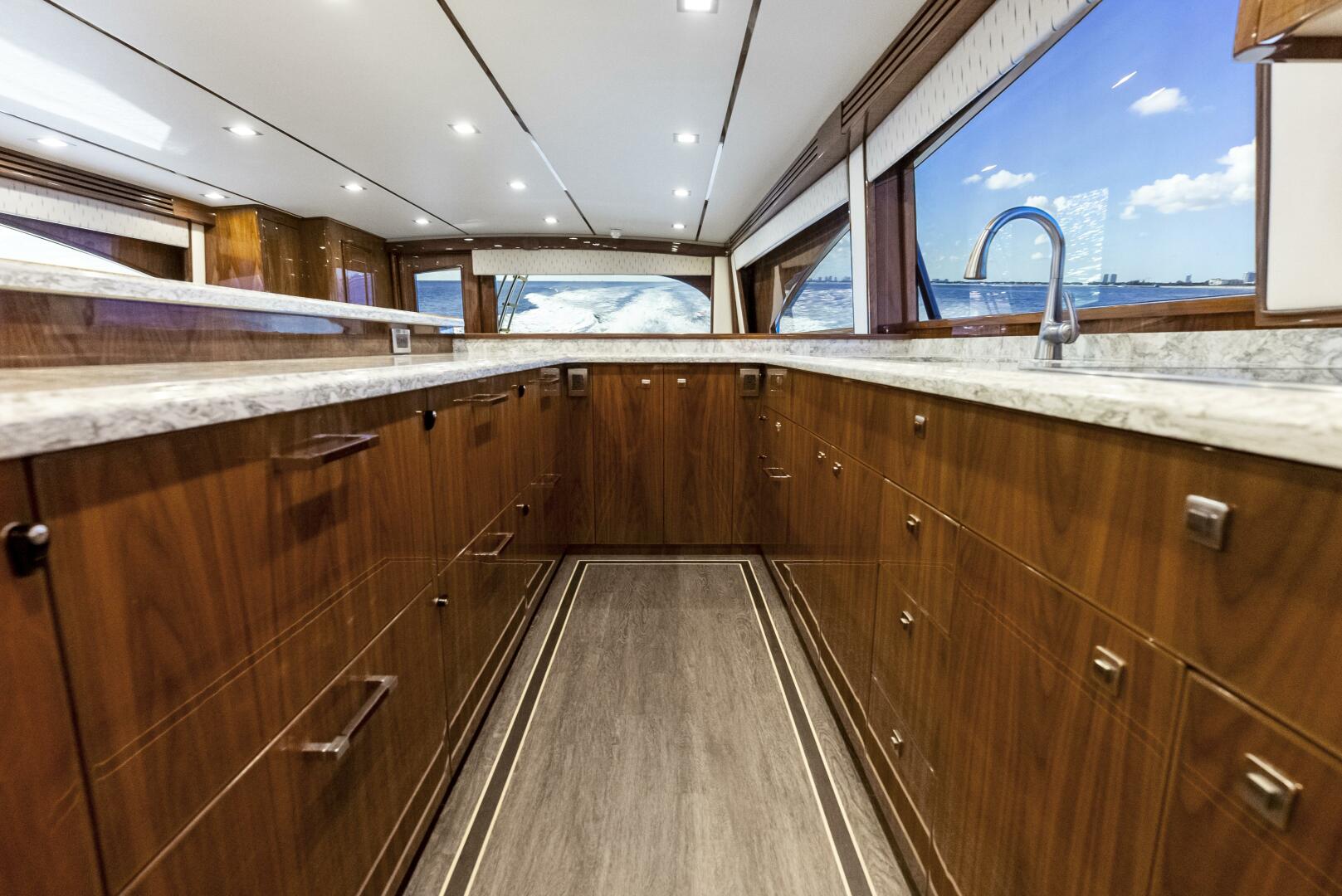 Slide: The Image of Viking 80 Convertible 2019 - 5009263