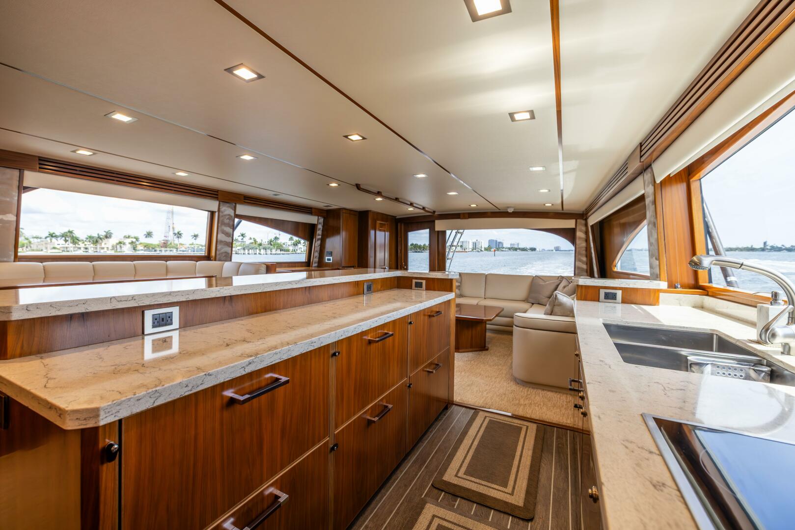 Slide: The Image of Viking 80 Convertible 2020 - 5356937