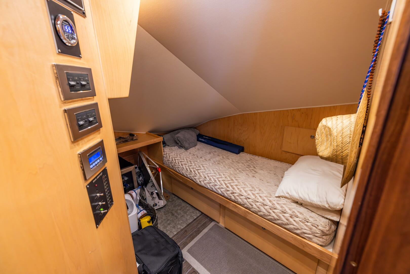 Slide: The Image of Viking 80 Convertible 2020 - 5356941