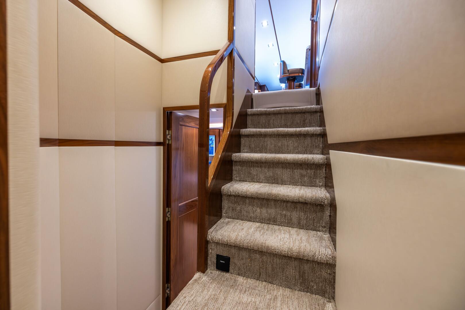 Slide: The Image of Viking 80 Convertible 2020 - 5356942