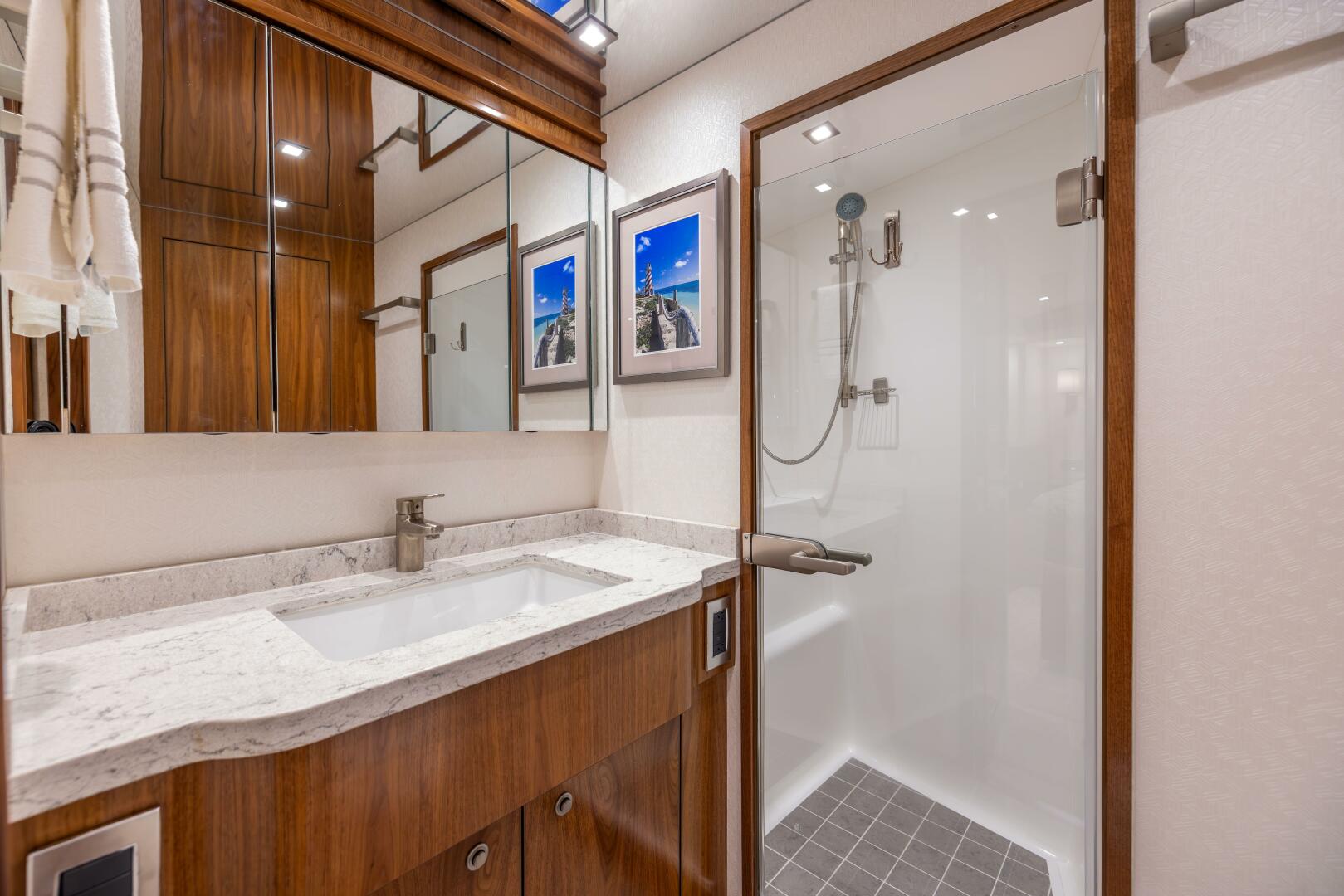 Slide: The Image of Viking 80 Convertible 2020 - 5356954