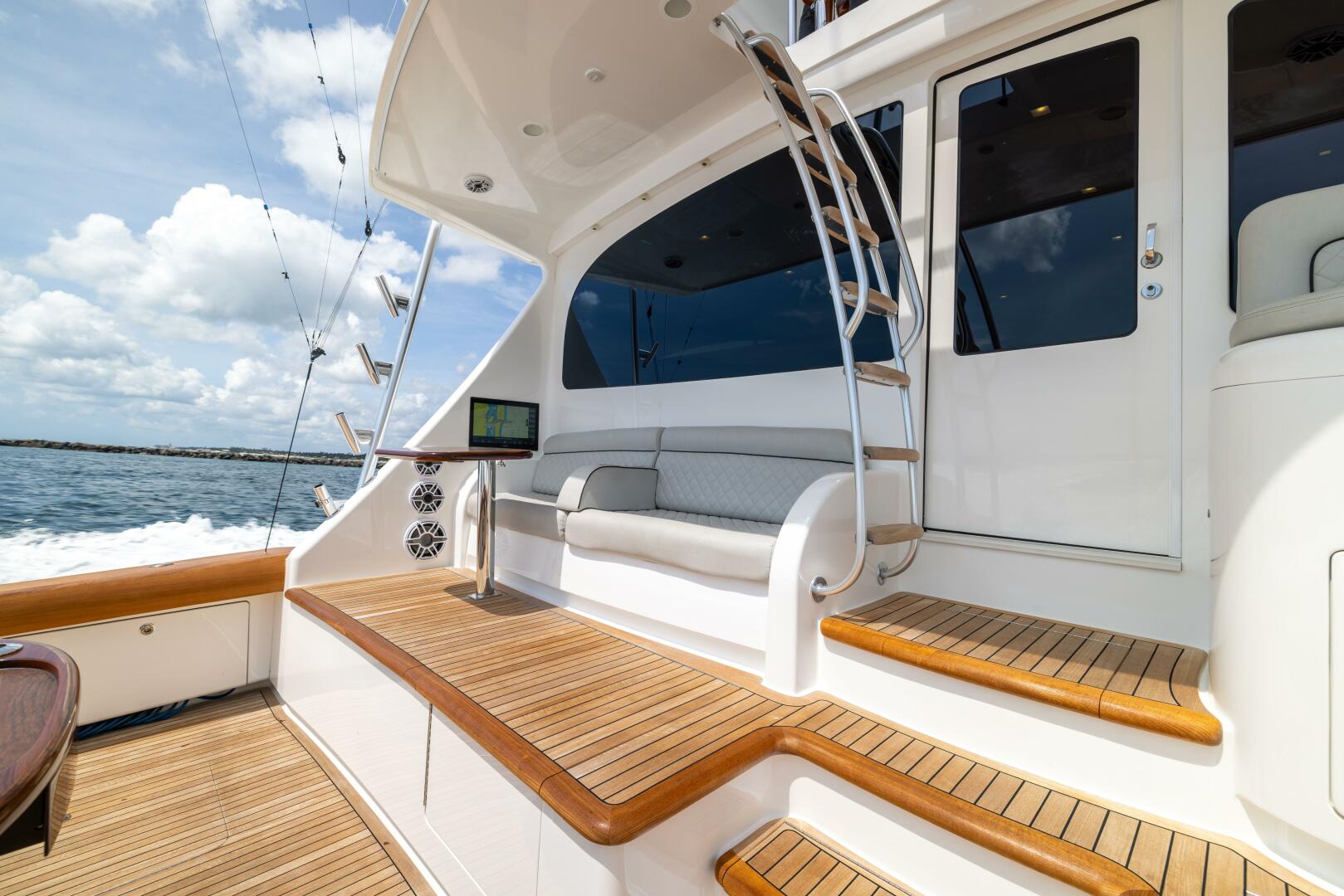 Slide: The Image of Viking 80 Convertible 2020 - 5357057