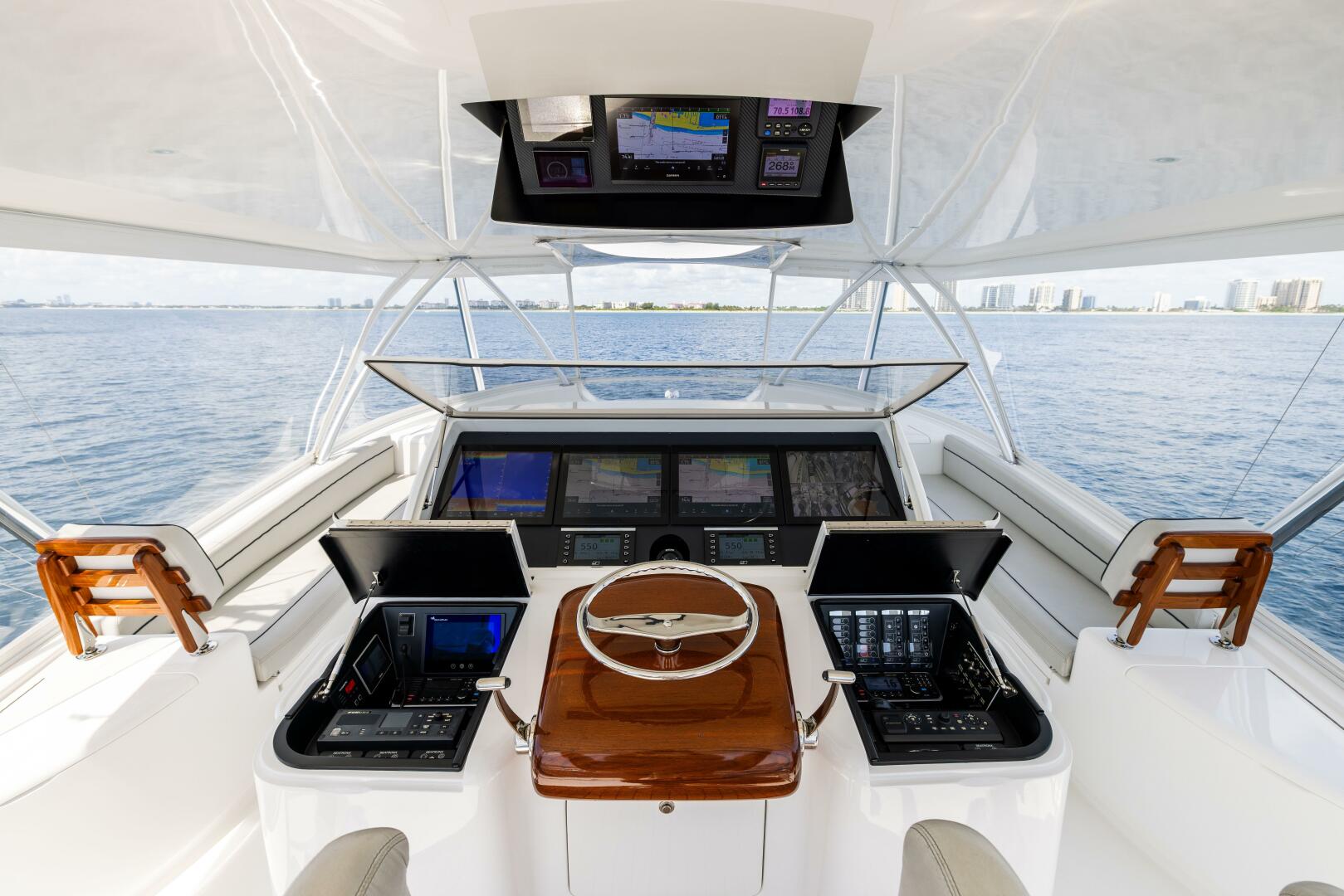 Slide: The Image of Viking 80 Convertible 2020 - 5357070