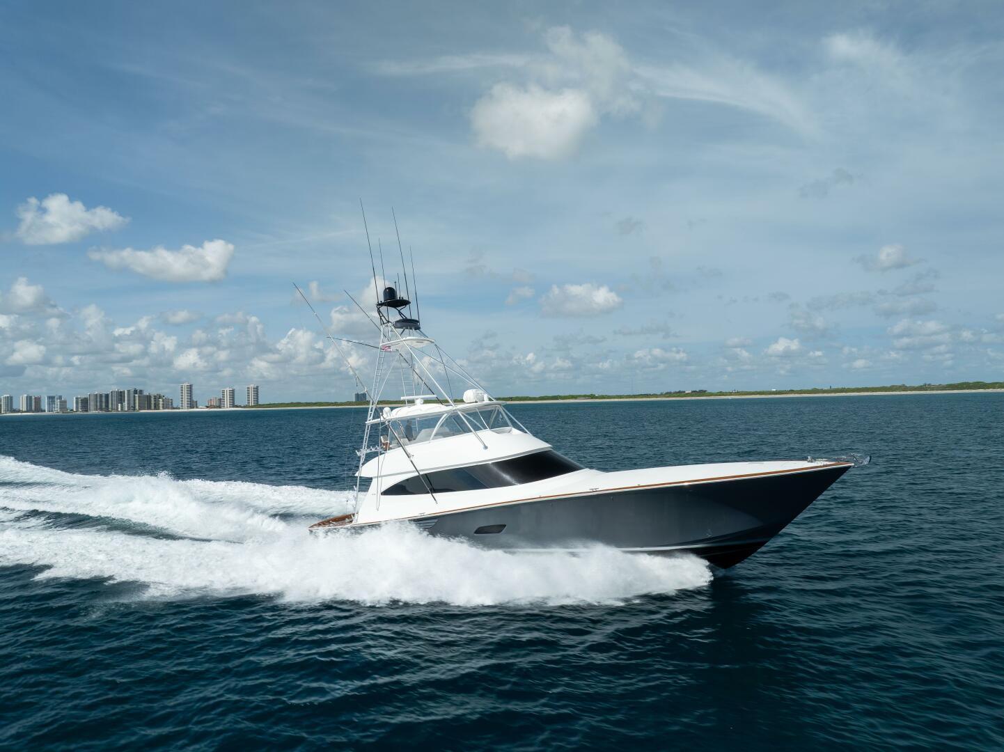 Slide: The Image of Viking 80 Convertible 2020 - 5357112