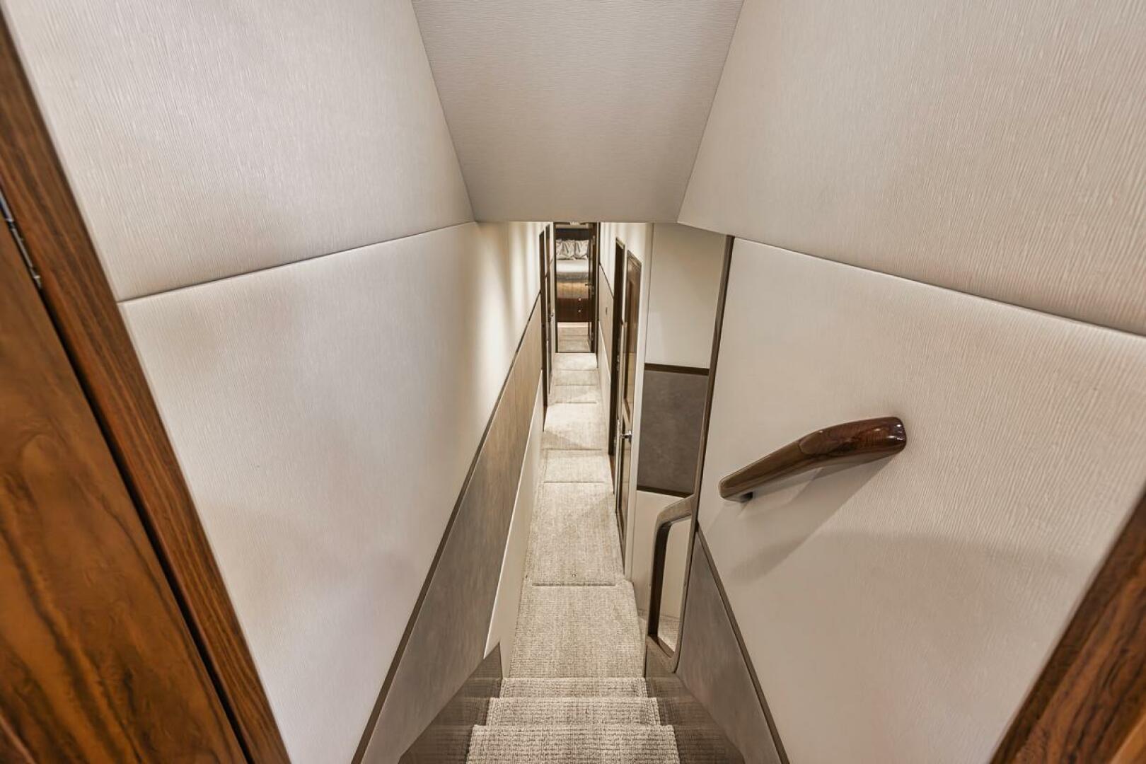 Slide: The Image of Stairs 2021 Viking 80 Convertible Lucky Wave - 5143579