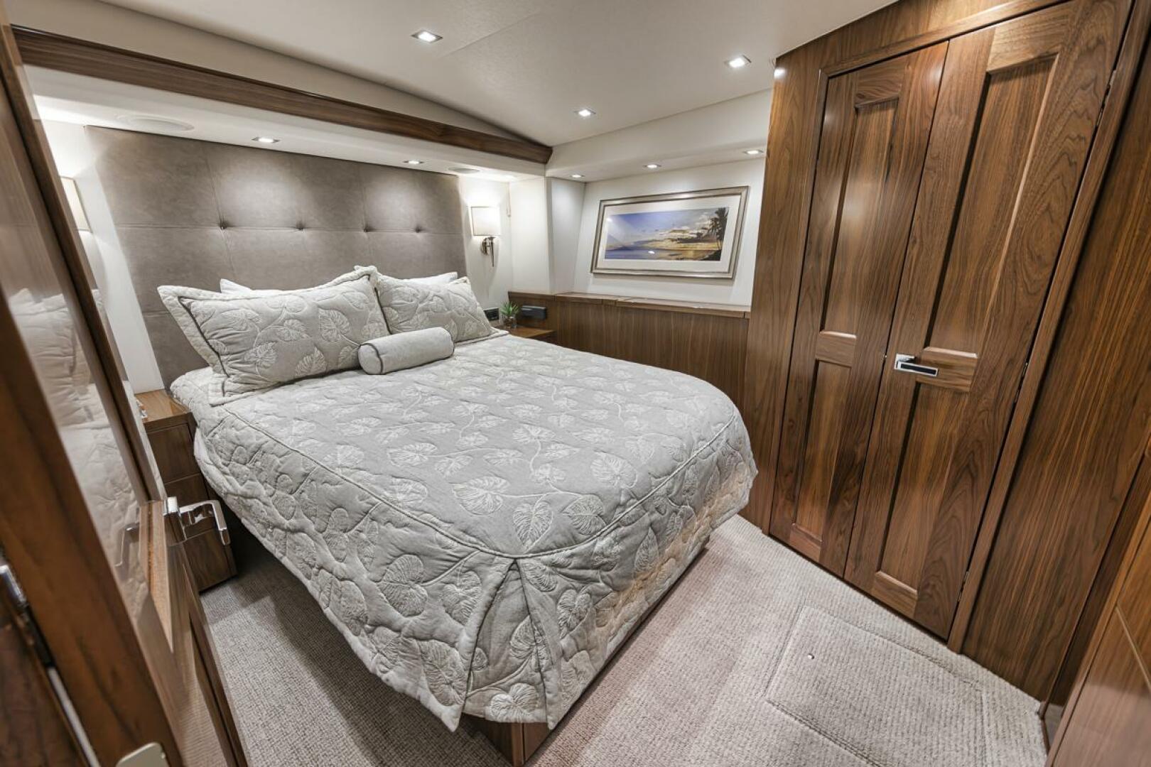 Slide: The Image of Stateroom 2021 Viking 80 Convertible Lucky Wave - 5143589