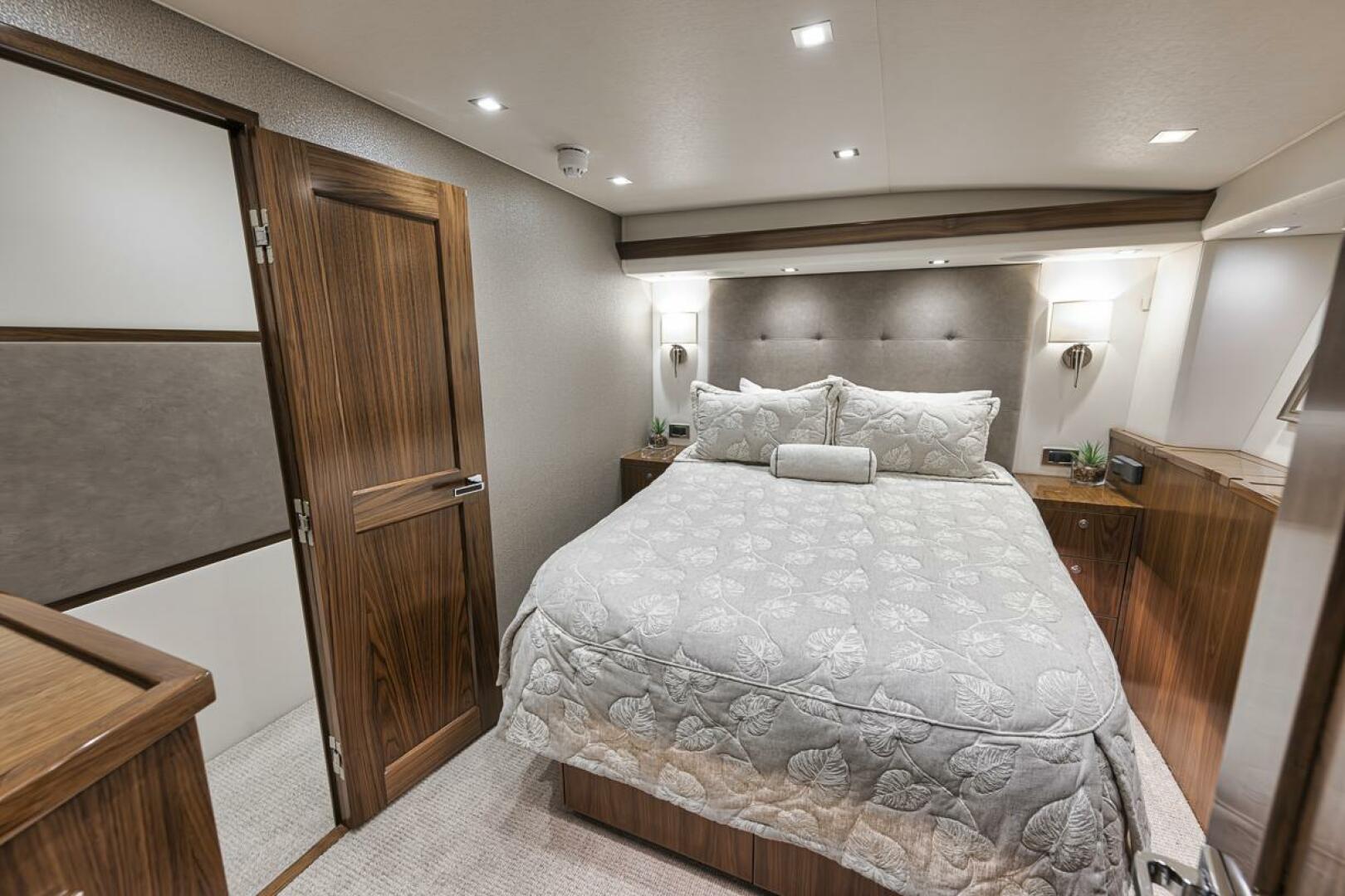 Slide: The Image of Stateroom 2021 Viking 80 Convertible Lucky Wave - 5143591