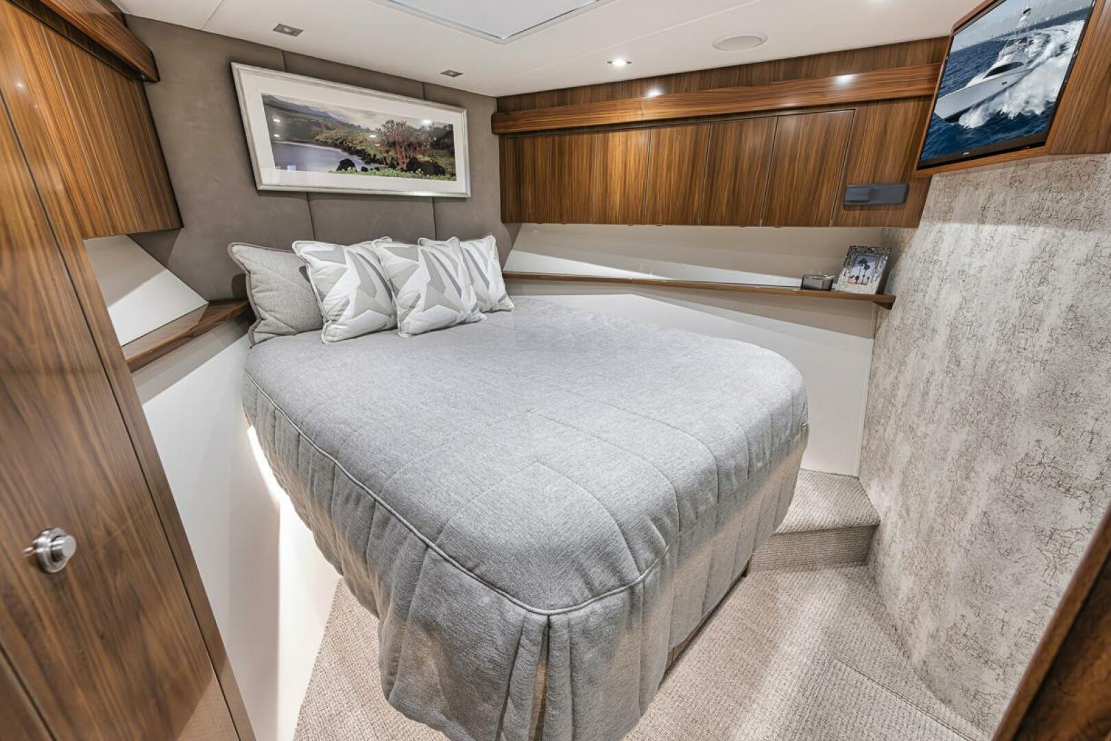 Slide: The Image of Stateroom 2021 Viking 80 Convertible Lucky Wave - 5143595