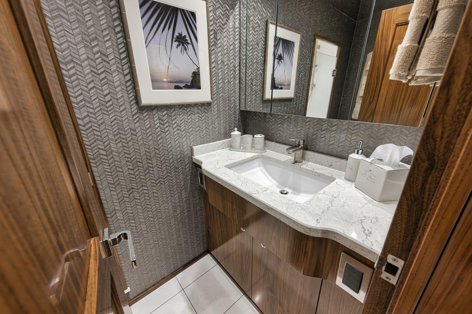 Slide: The Image of Head 2021 Viking 80 Convertible Lucky Wave - 5143596