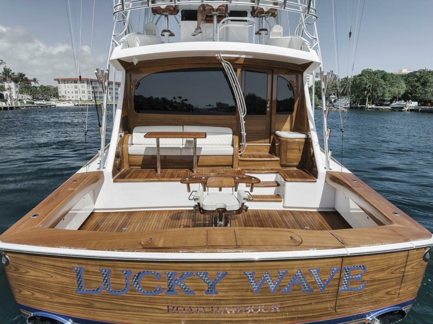 Slide: The Image of Cockpit 2021 Viking 80 Convertible Lucky Wave - 5143612