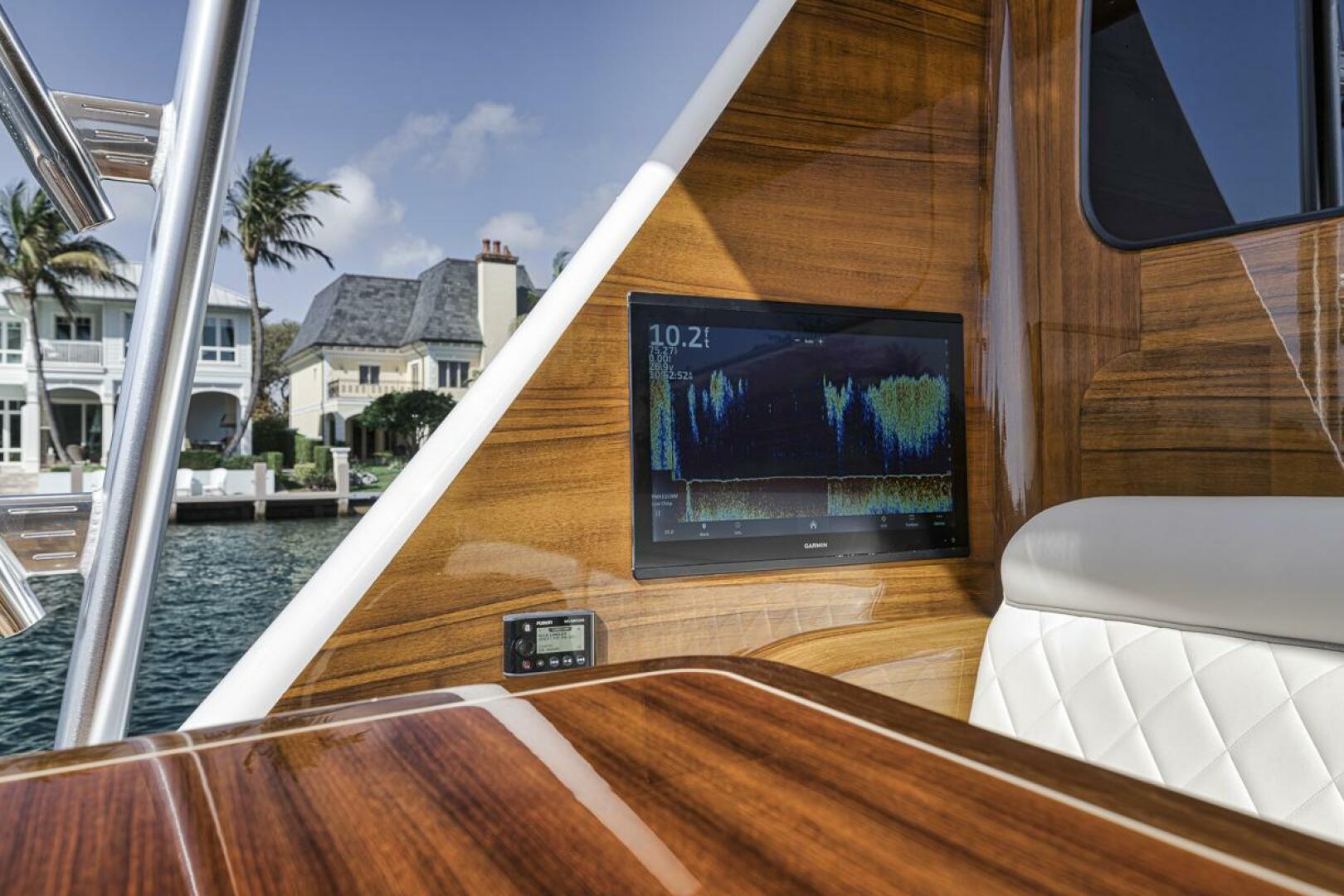 Slide: The Image of Cockpit 2021 Viking 80 Convertible Lucky Wave - 5143620