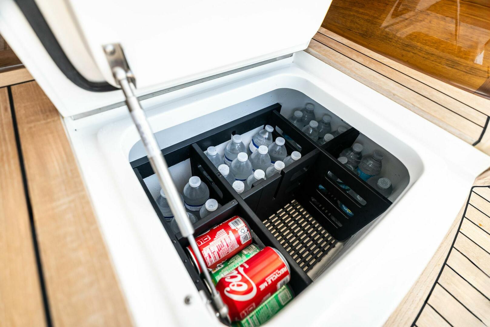 Slide: The Image of 2022 Viking 80 Convertible - 5173795