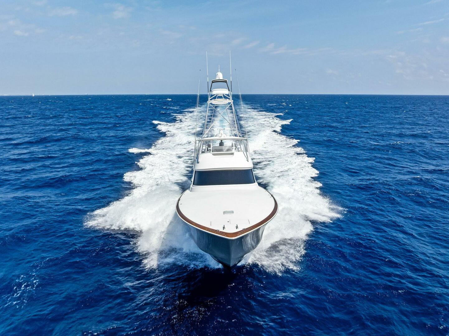 Slide: The Image of 2022 Viking 80 Convertible  - 5173839