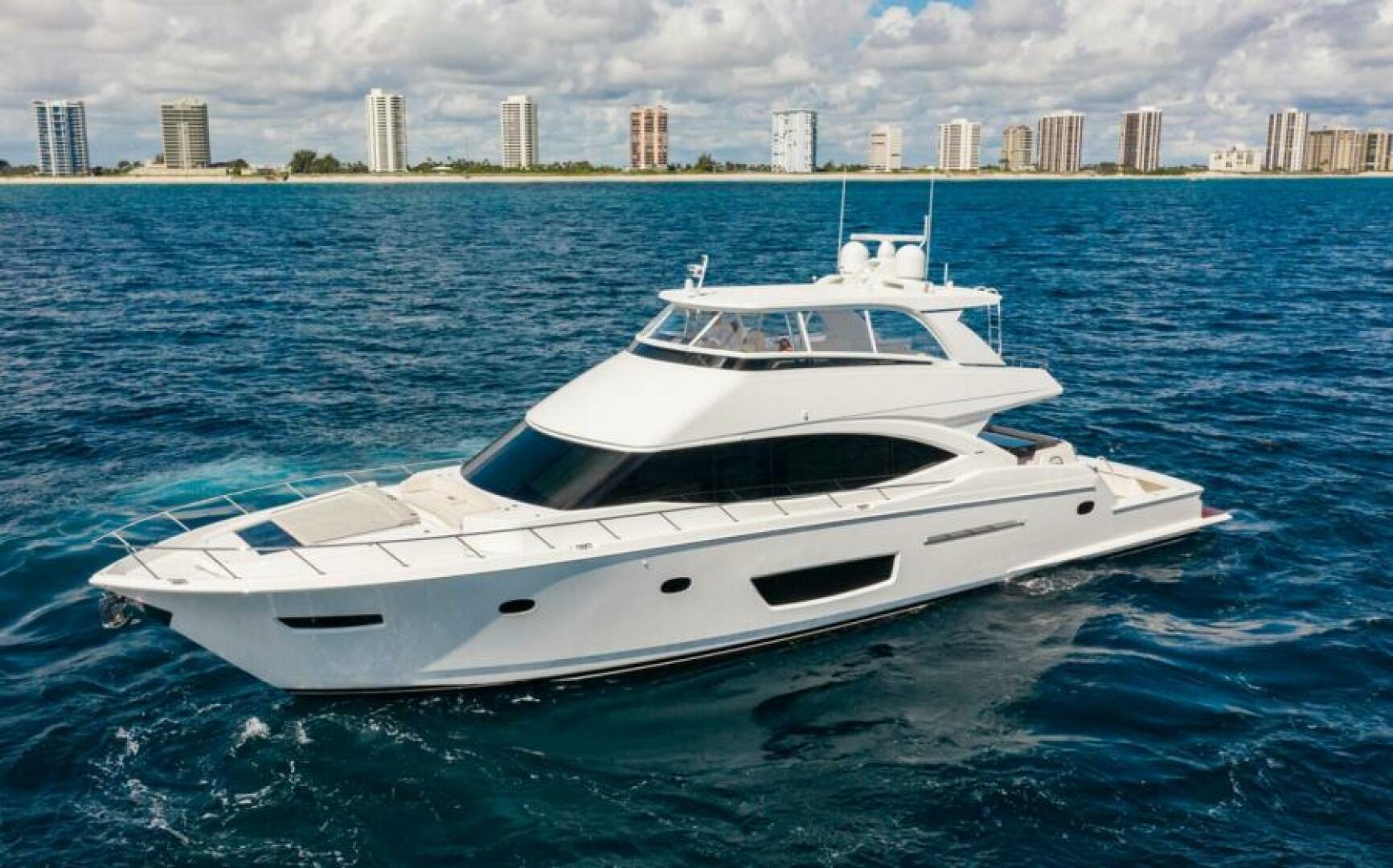 Slide: The Image of 2021 Viking 82 Cockpit Motor Yacht "MANA" - 4866970