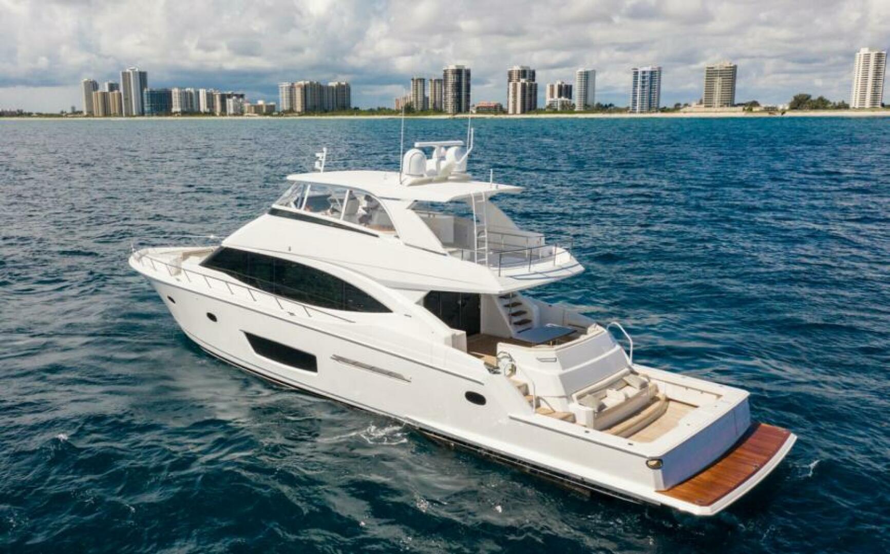 Slide: The Image of 2021 Viking 82 Cockpit Motor Yacht "MANA" - 4866972