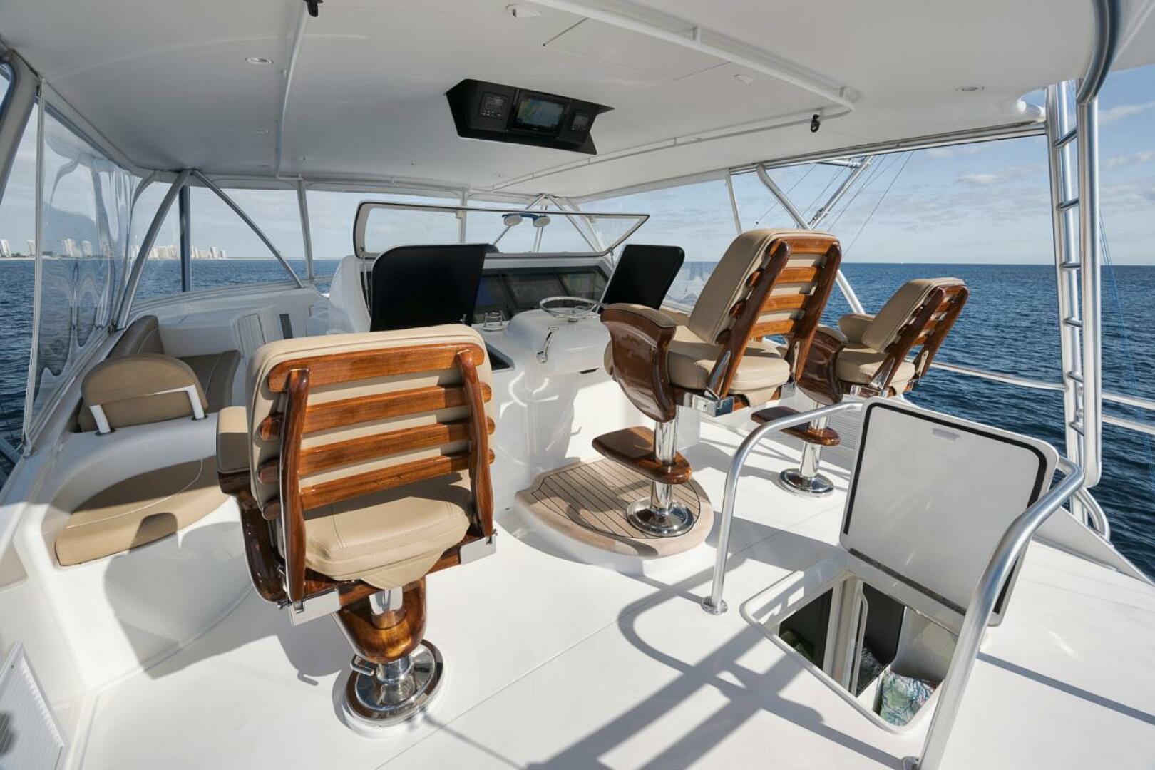 Slide: The Image of 2010 Viking 82 Convertible SWEETUMS Helm - 4757473