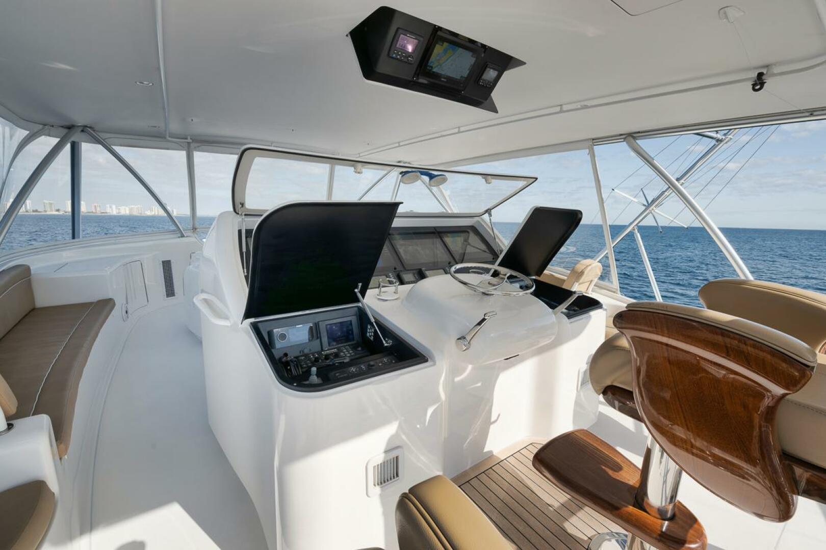 Slide: The Image of 2010 Viking 82 Convertible SWEETUMS Helm - 4757475