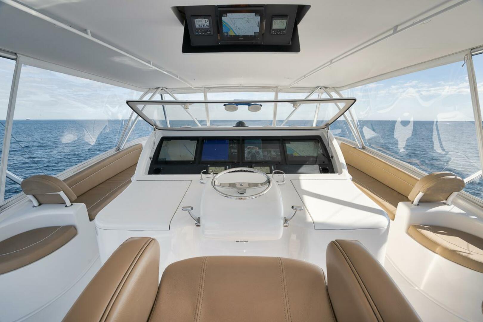 Slide: The Image of 2010 Viking 82 Convertible SWEETUMS Helm - 4757488