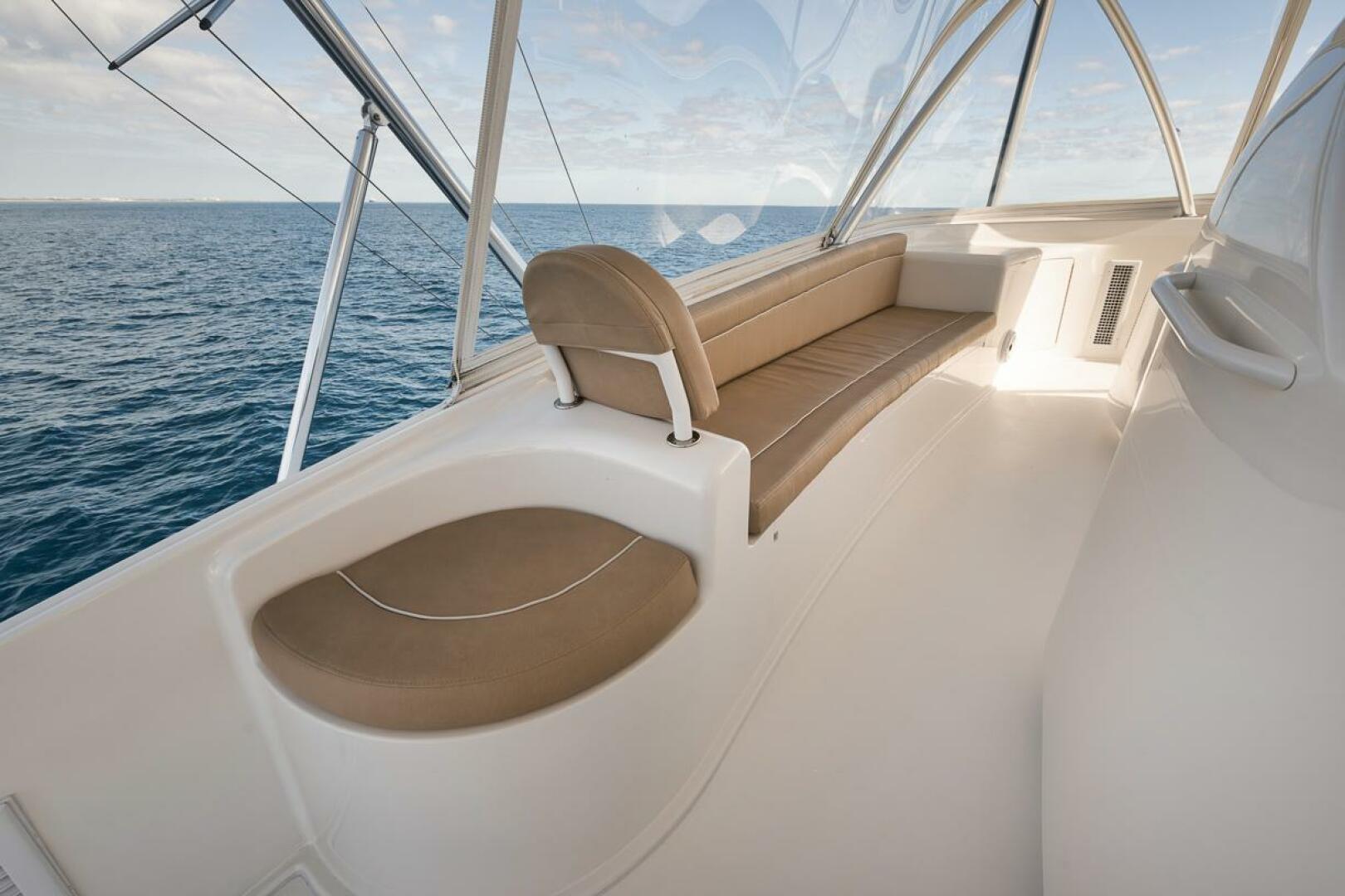 Slide: The Image of 2010 Viking 82 Convertible SWEETUMS Bridge Seating - 4757496
