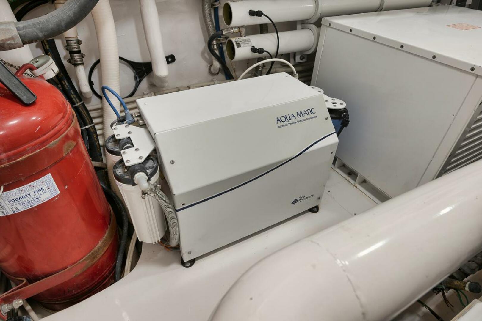 Slide: The Image of 2010 Viking 82 Convertible SWEETUMS Aquamatic Water System - 4757458
