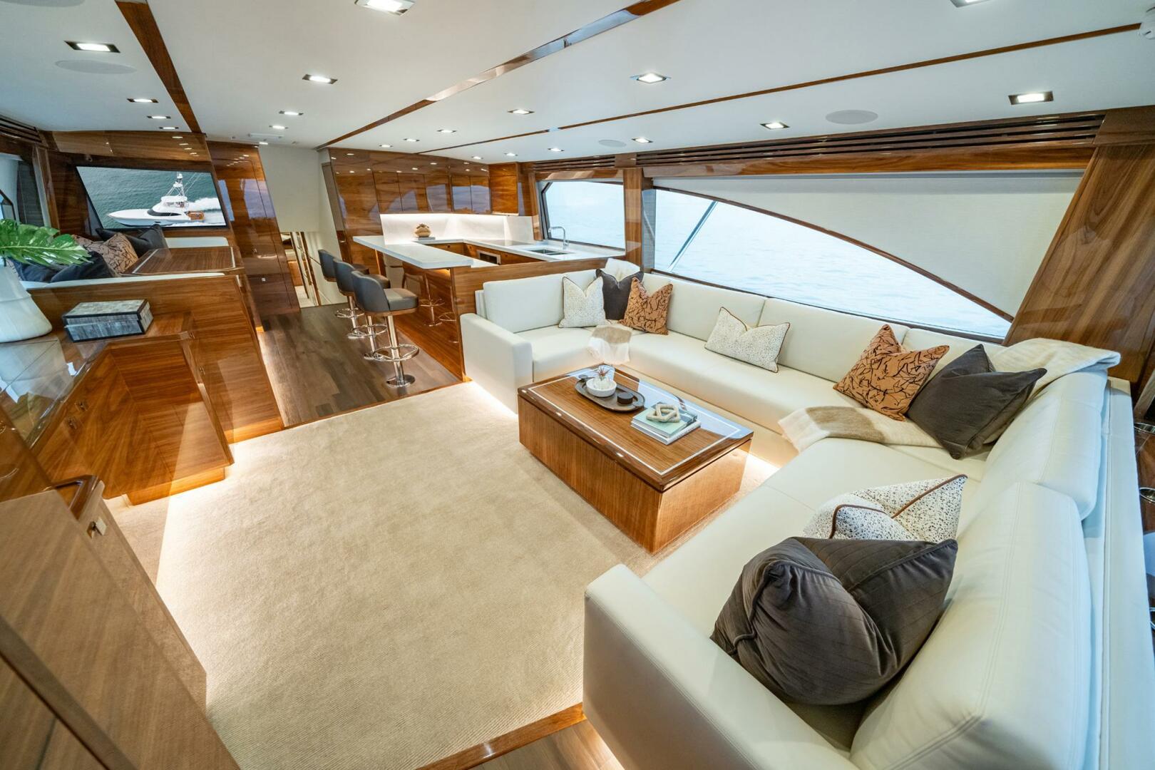 Slide: The Image of Viking 82 Convertible 2026 - 4545976