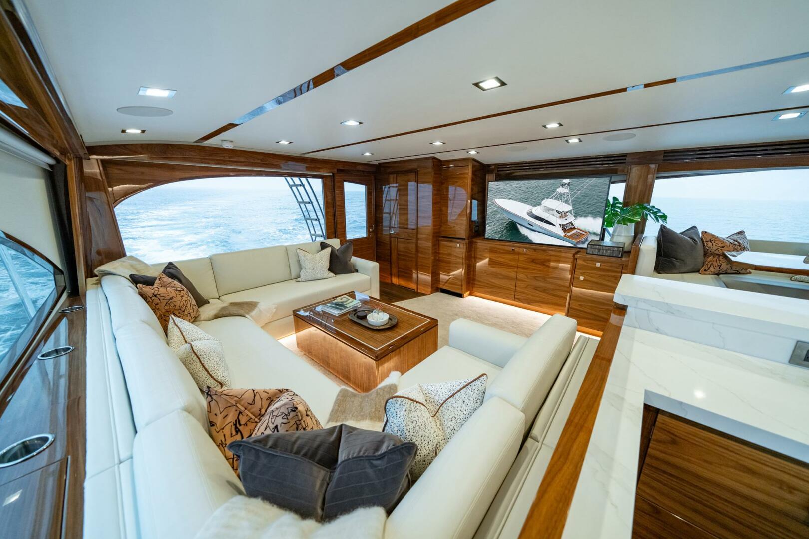 Slide: The Image of Viking 82 Convertible 2026 - 4545979