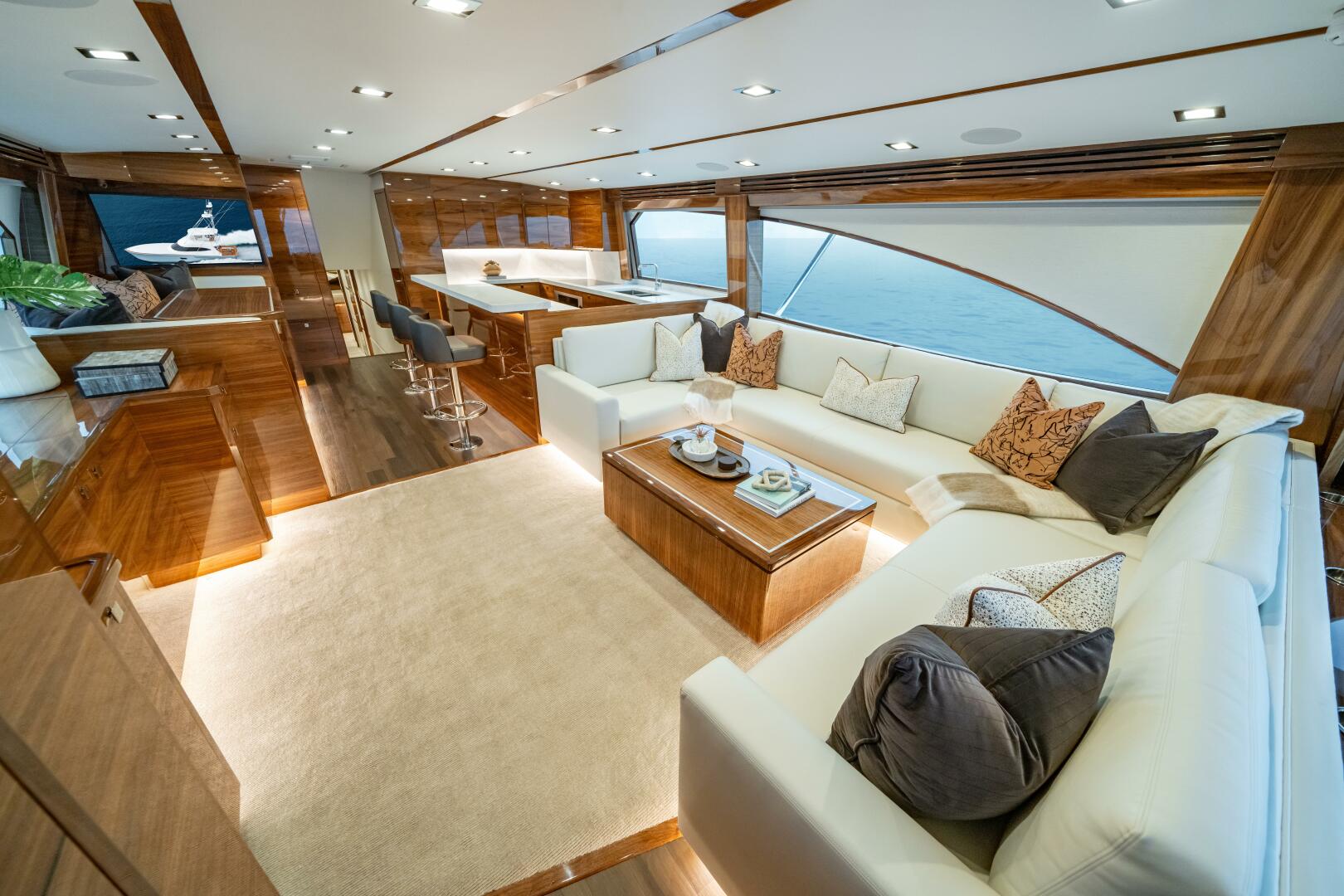 Slide: The Image of Viking 82 Convertible Salon - 4975556
