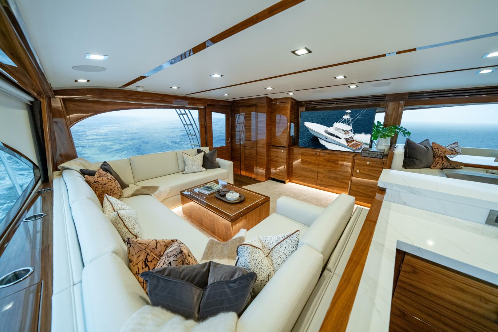 Slide: The Image of Viking 82 Convertible Salon - 4975558