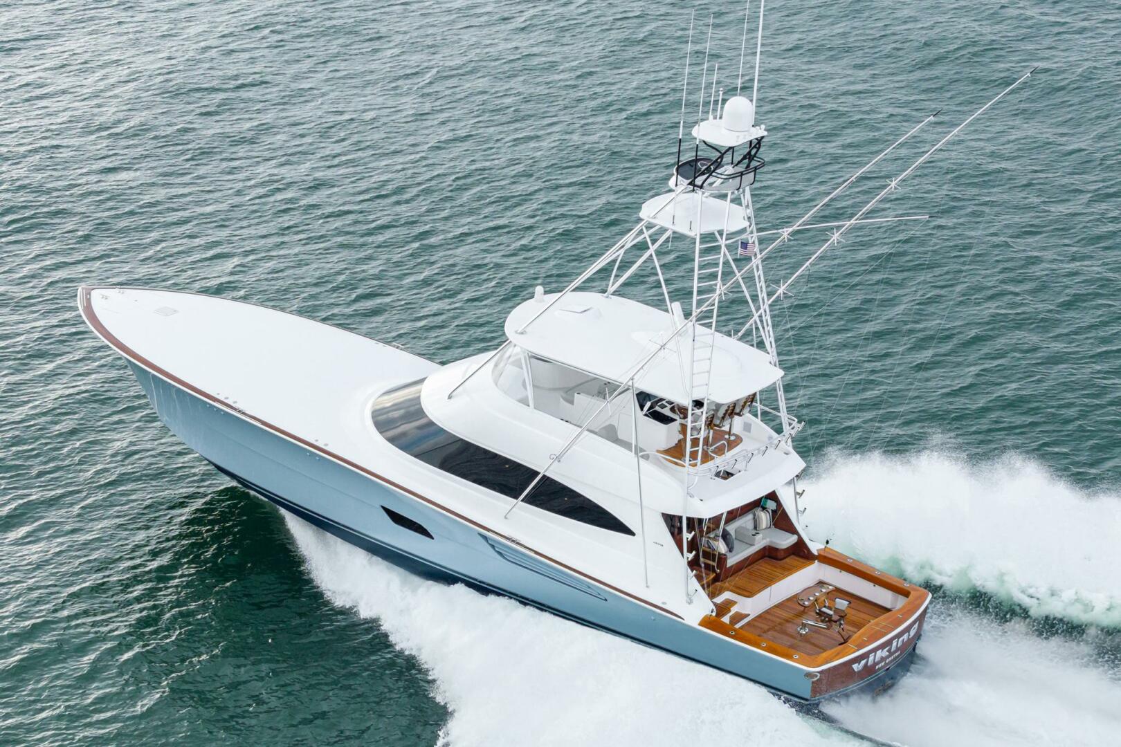 Slide: The Image of Viking 82 Convertible 2026 - 4545960