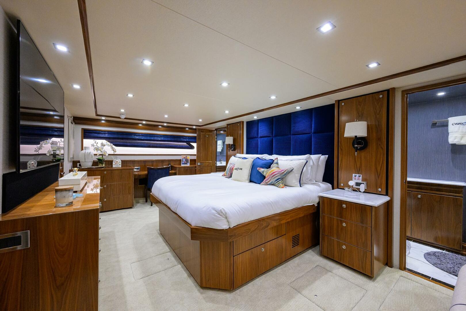 Slide: The Image of Master Stateroom - 4890141