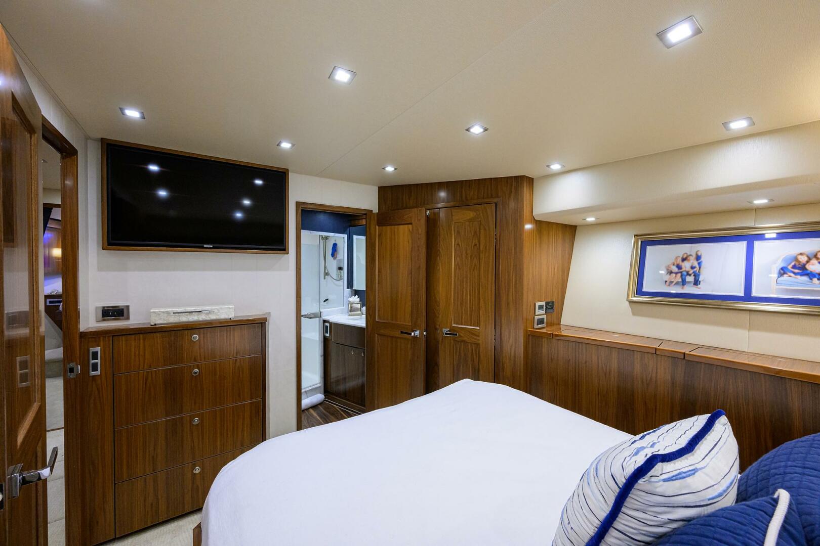 Slide: The Image of Starboard Guest Stateroom - 4890209