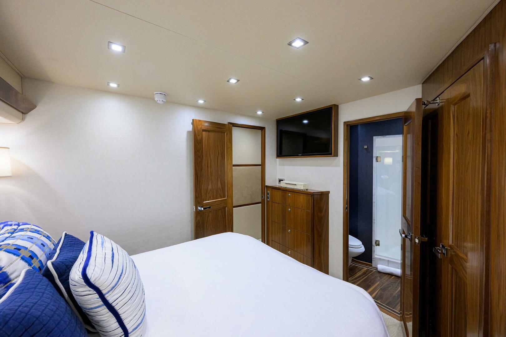 Slide: The Image of Starboard Guest Stateroom - 4890211