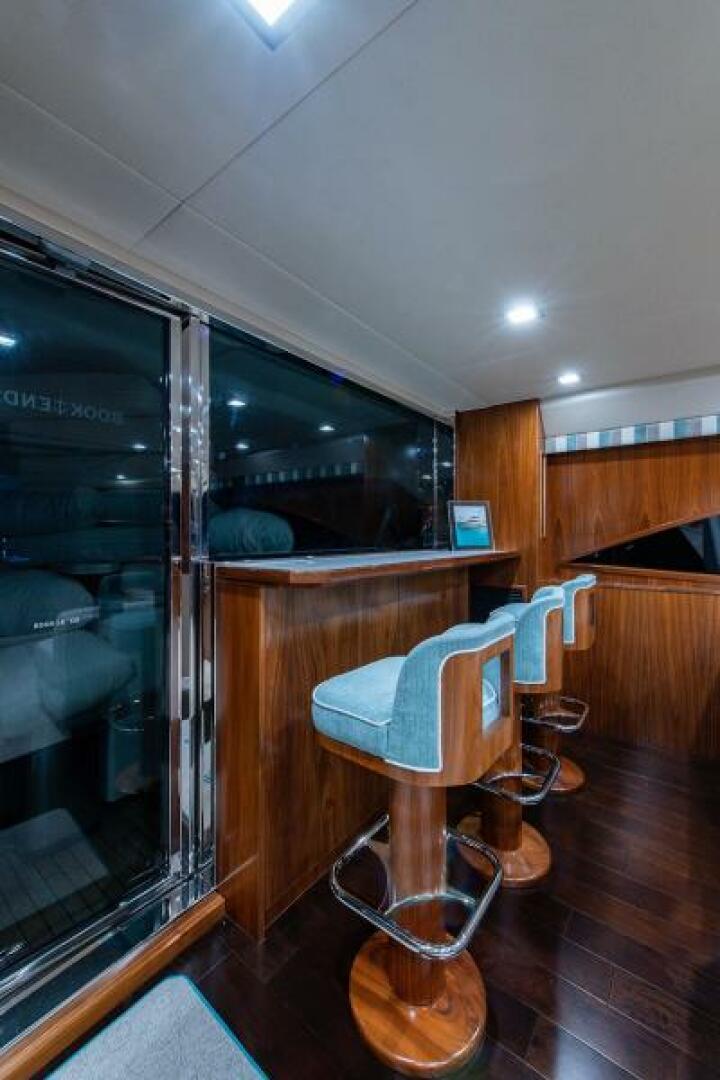 Slide: The Image of Skylounge Aft Bar - 4559022