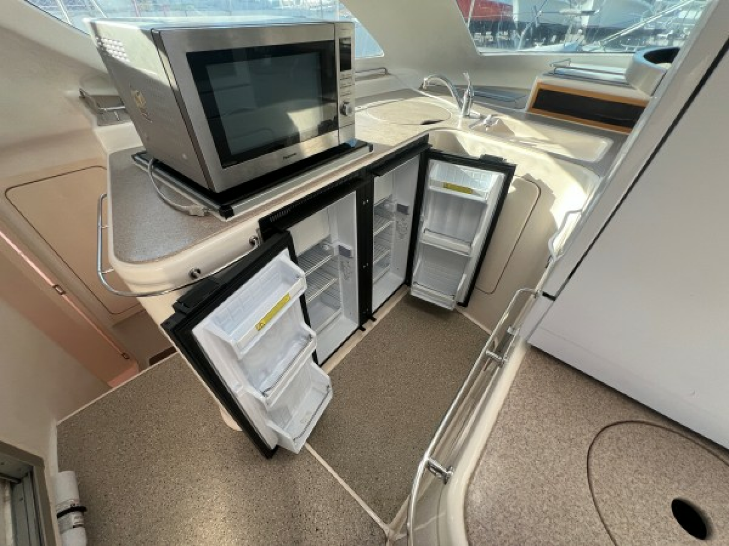 Slide: The Image of Used Sail Catamaran for sale 2001 Voyage 380 - THE WANDERFUL LIFE - 5314669