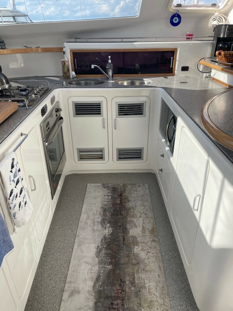 Slide: The Image of Used Sail Catamaran for sale 2010 VOYAGE YACHTS Voyage 500 - GODS GRACE - 4894499