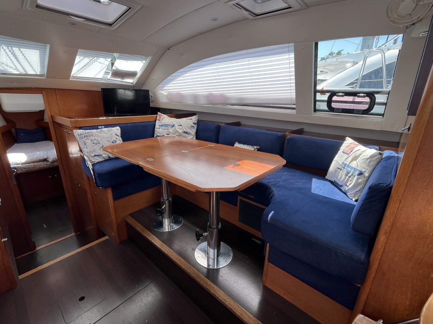 Slide: The Image of Wauquiez Pilot Saloon 41 2007 - 4580189
